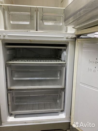 Холодильник hotpoint ariston