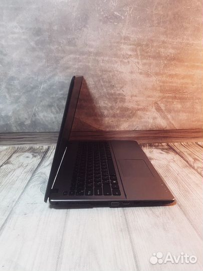 Игровой ноутбук Asus X550/8gb DDR3L/Core i7