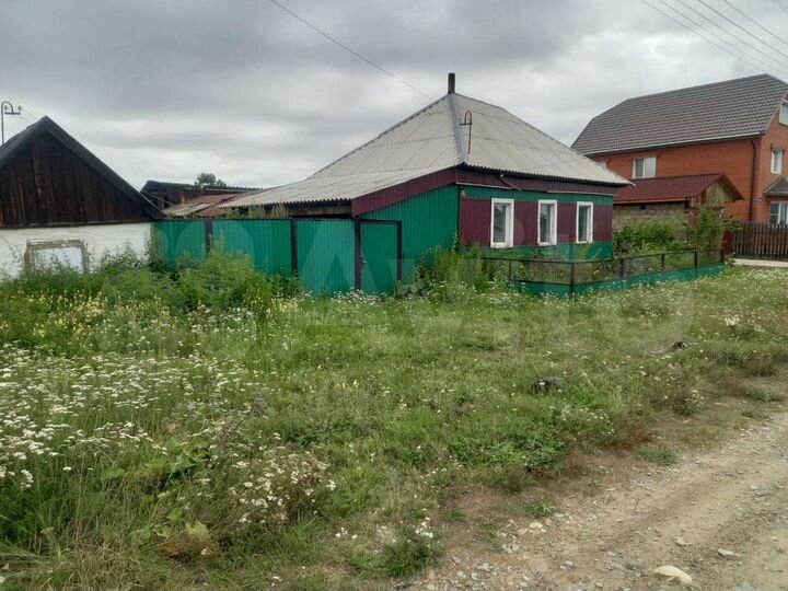 Дом 42 м² на участке 13 сот.