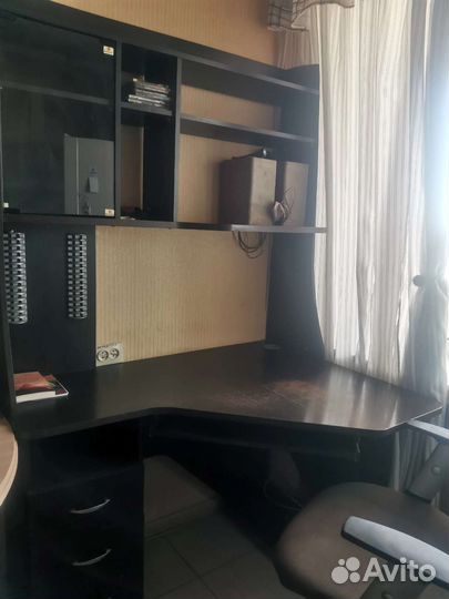 Компьютерный стул,стол