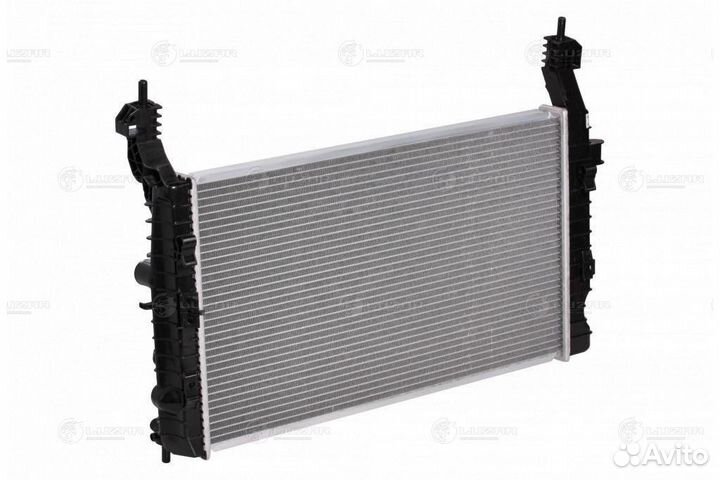 Радиатор охлаждения Opel Meriva A