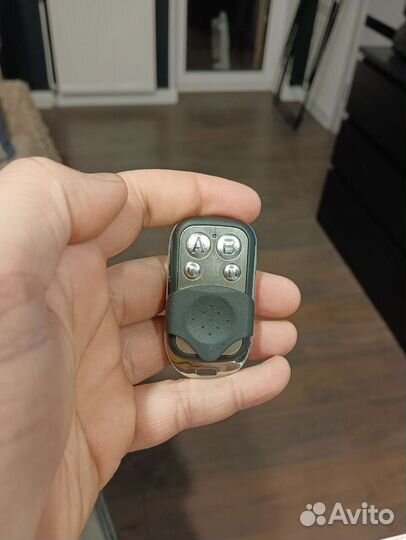 Пульт для ворот и шлагбаума универсальный