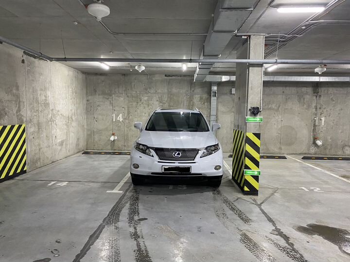 Машиноместо, 14 м²