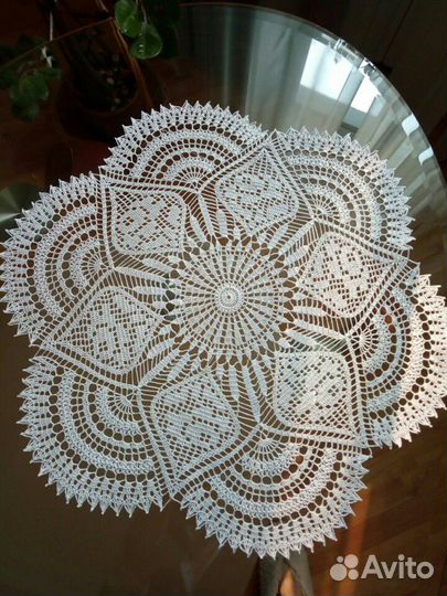 Салфетки ажурные вязаные 65см