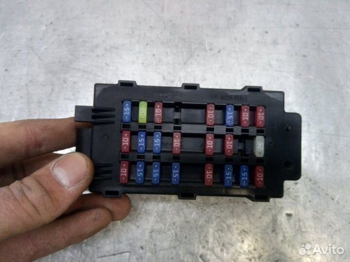 Блок предохранителей Chevrolet Lacetti хетчбэк