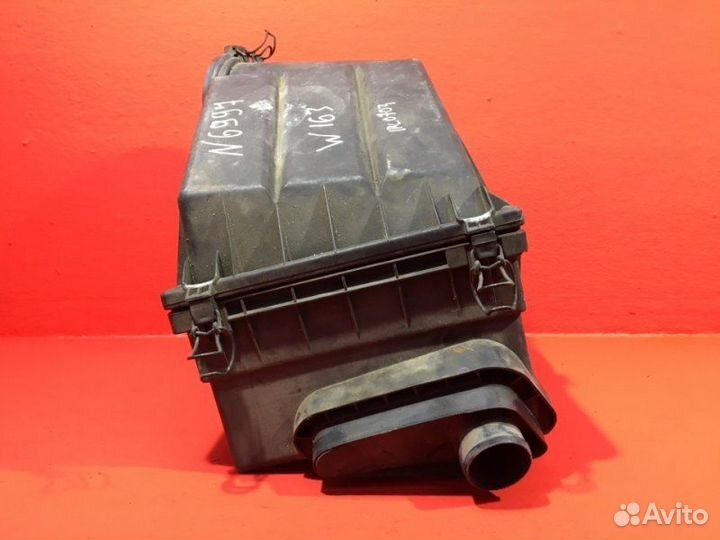 Корпус воздушного фильтра Mercedes-Benz M-Class