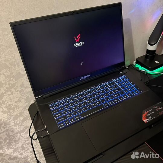 Игровой ноутбук rtx 4070 Intil Core i7-13700HX