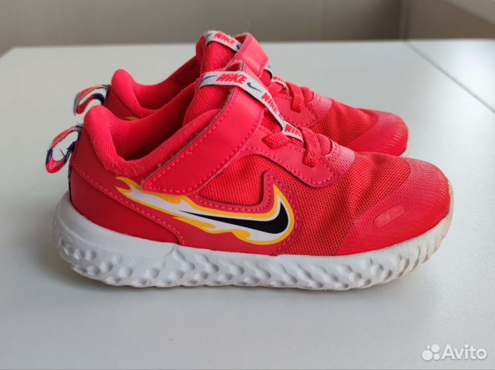 Кроссовки Nike 25 оригинал