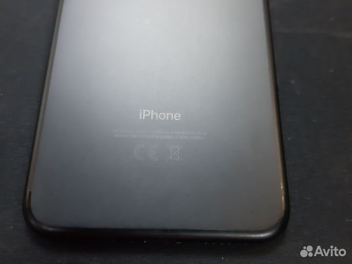iPhone 7 plus корпус чёрный, со шлейфами в сборе