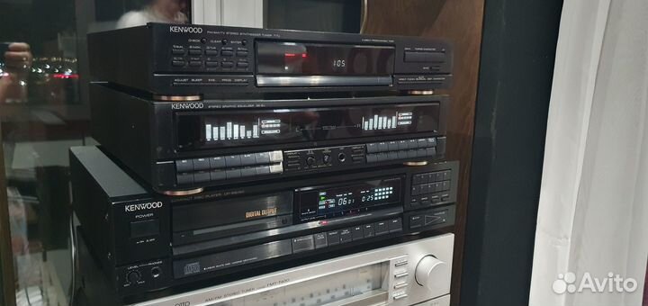 CD проигрыватель Kenwood DP 880SG