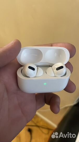 Продаю Наушники Airpods Pro 2