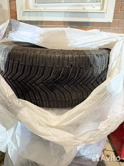 Michelin CrossClimate 225/45 R17 94