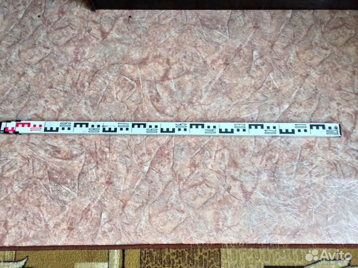 Рейка для нивелира