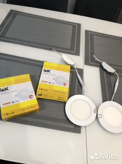 Светильник встраиваемый