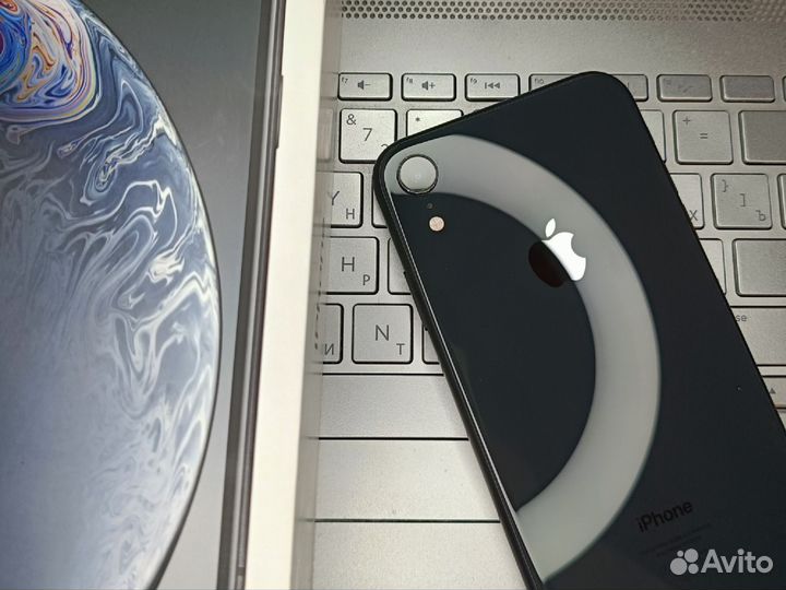 iPhone Xr, 64 ГБ