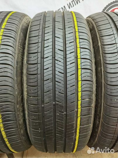 Kumho Solus TA31 215/55 R17 94V