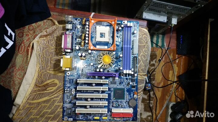Материнская плата Socket 478 775