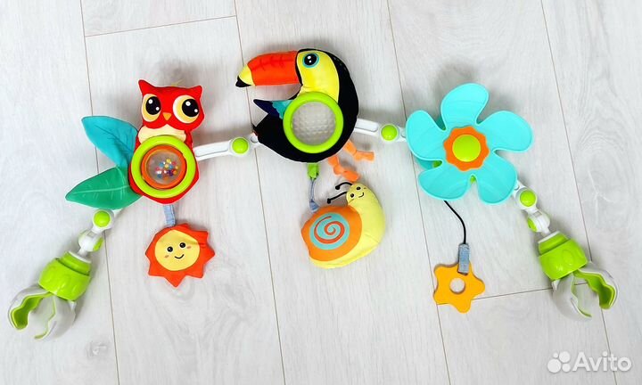 Развивающая игровая дуга с игрушками