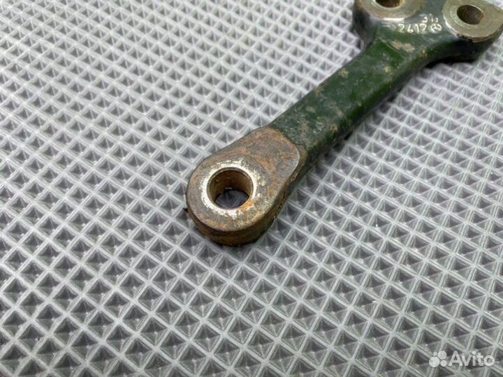 Рулевая сошка Mercedes-Benz W124 M102.985 2.3I