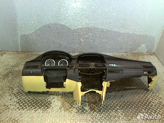 Панель передняя салона (торпеда) BMW 5 E60, 2005