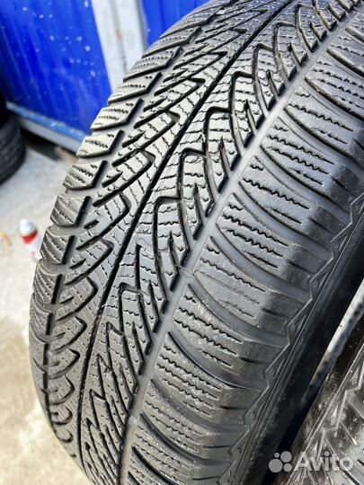 Goodyear UltraGrip 8 Performance 255/60 R18