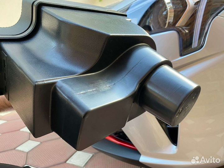 Подлокотник на kia rio 4 Solaris 2