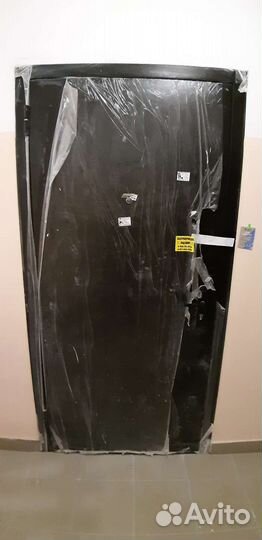 Дверь входная металлическая от застройщика