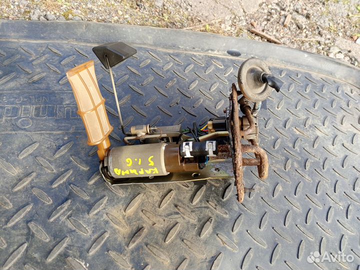 Бензонасос на Тойота Карина