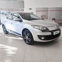 Renault Megane 1.6 MT, 2012, 159 980 км, с пробегом, цена 766 000 руб.