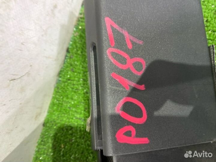 Полка багажника Porsche Cayenne 958 M5502 2011