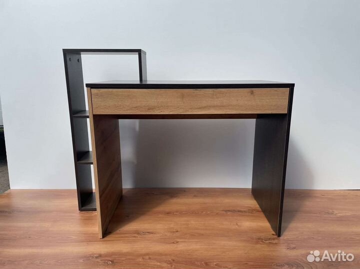 Новый Стол письменный с полками