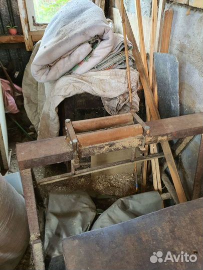 Деревообрабатывающий станок