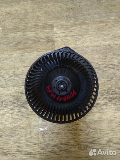 Мотор отопителя с крыльчаткой LADA Kalina