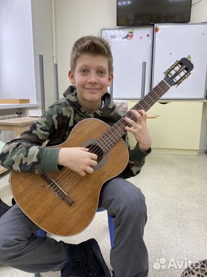 Преподаватель Электрогитара / Классика / Акустика