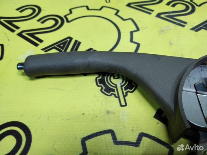 Ручка ручника Toyota Corolla NZE121 1NZ-FE 2002.07