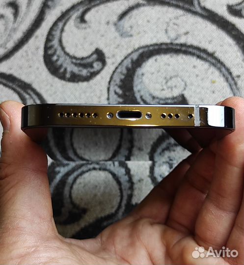 iPhone, 4 ГБ