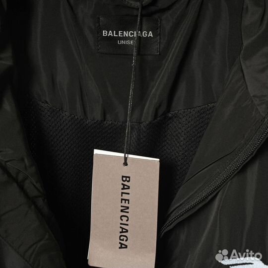 Кропнутая зипка Balenciaga оверсайз