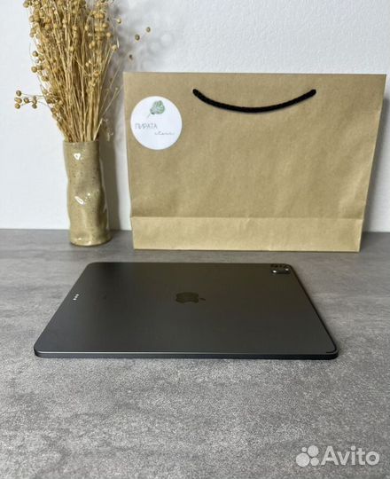 iPad pro 12.9 m1 8gb 256gb