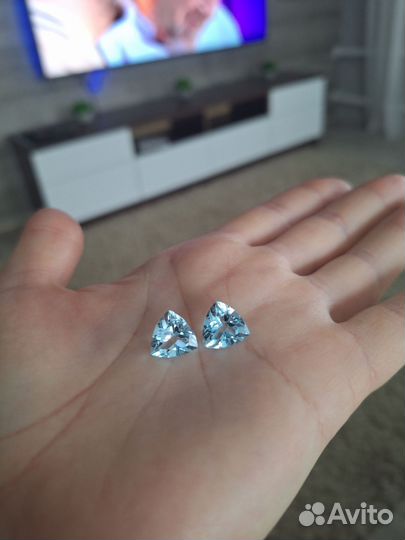 Камни Топаз