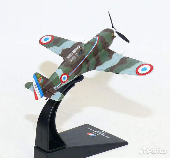 Модели самолетов 1-72, 1-100, В сборе, окрашены