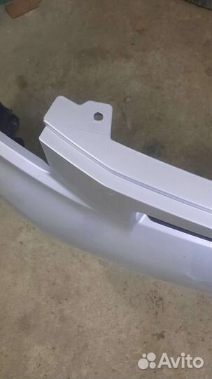 Бампер передний тойота вокси ZRR70 2007-2010