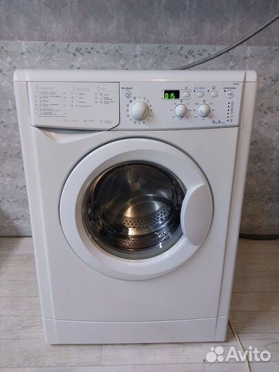 Стиральная машина Indesit mise 605