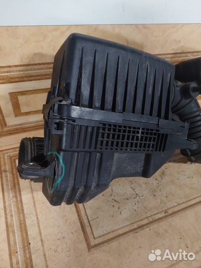 Корпус воздушного фильтра Kia Rio 3