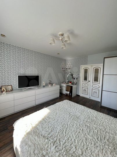 3-к. квартира, 80 м², 4/4 эт.