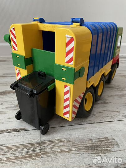 Большой детский мусоровоз