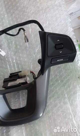 Kia Rio 3 кнопки управления магнитолой