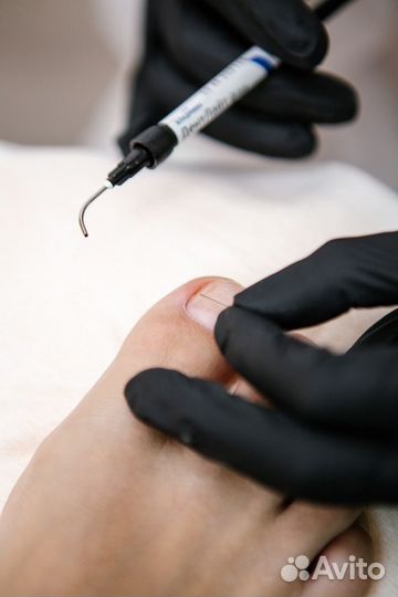 Комбинированный педикюр