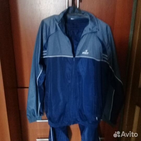 Спортивные костюмы