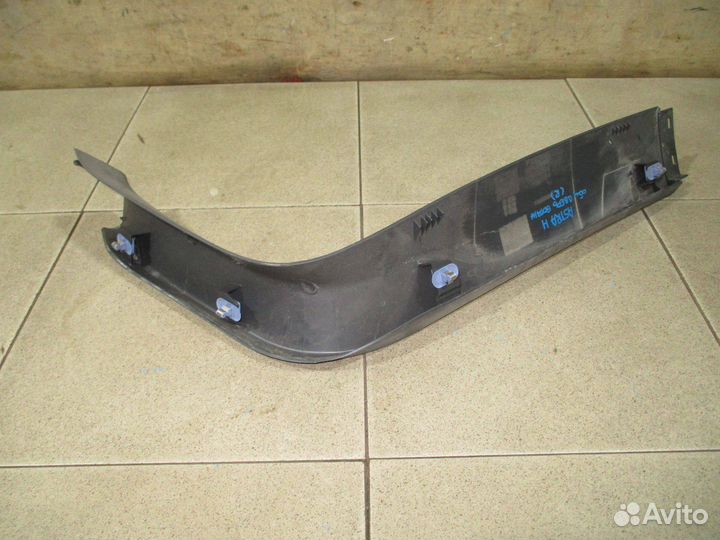 Обшивка двери багажника Opel Astra H 2004-2014