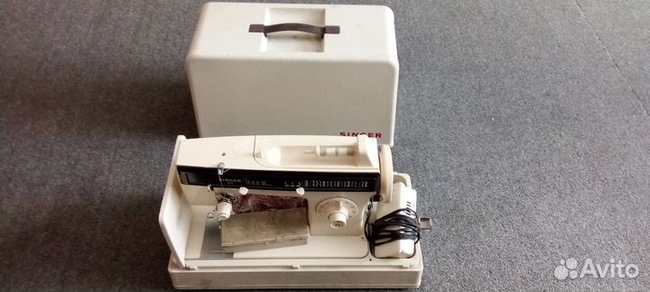 Швейная машина зингер Singer972
